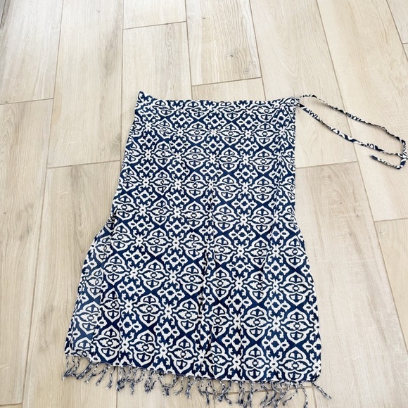 TARA MICHELLE Women’s Blue White Print Preppy Pull On Cover Up Skirt Size XS - Picture 3 of 7